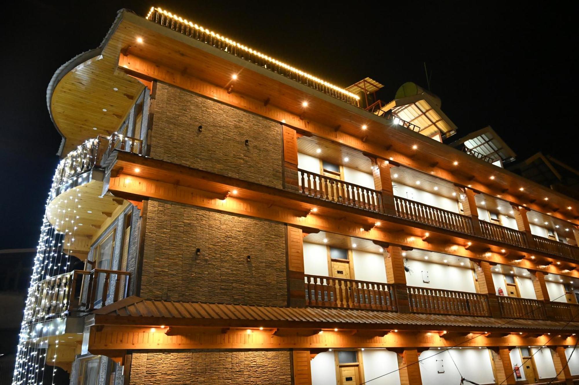 Hotel Lee Green Manāli Dış mekan fotoğraf